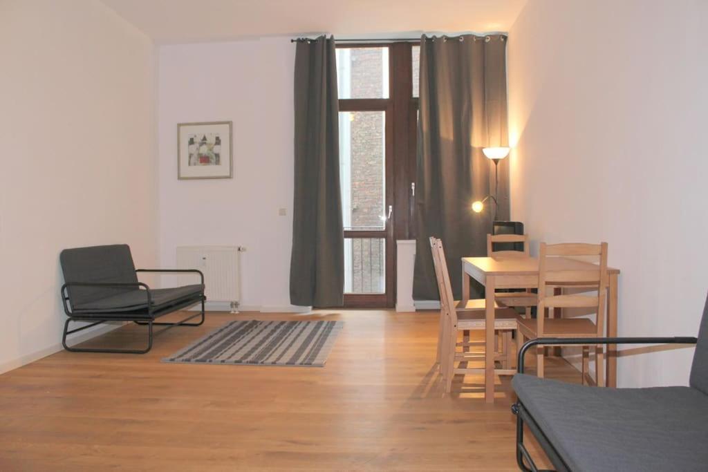 Mainhatten Apartment Frankfurt am Main Kamer foto